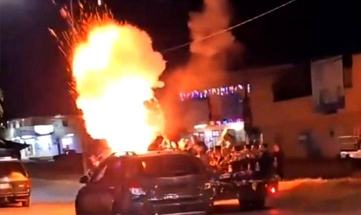 Estallido de pirotecnia en vehículo durante procesión guadalupana deja seis heridos