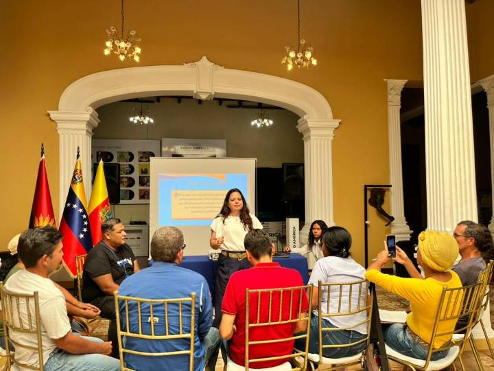 Comuna Morreños Bolivarianos participa en charla para promover el turismo