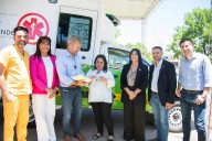 Frigerio entregó una ambulancia y anunció obras para el hospital de Feliciano