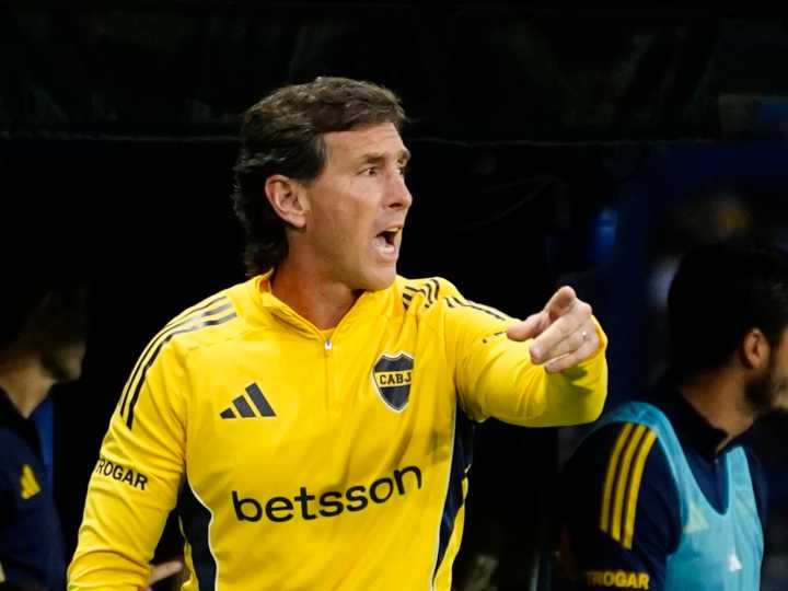 El cambio inexplicable de Úbeda en la caída de Boca vs. Racing: por qué salió el Changuito Zeballos