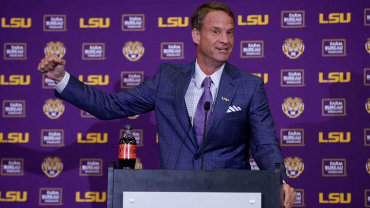 Ole Miss football rumors: Lane Kiffin’s hot yoga classmates unleash hate on his antics