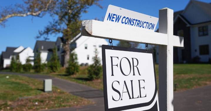 Average US long-term mortgage rate ticks up to 6.22%, but remains close to its low for the year