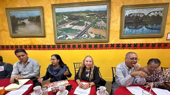 Jubilados de la UAS niegan violencia en el Congreso durante protestas