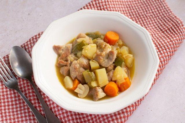 Estofado de pavo con vegetales