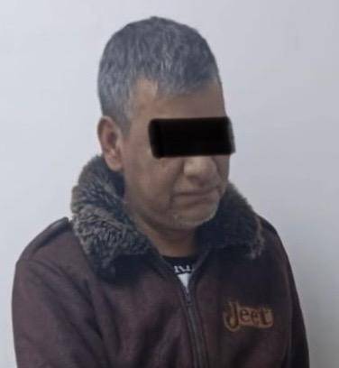 Intenta huir de cateo y lo detienen en la azotea, en Saltillo