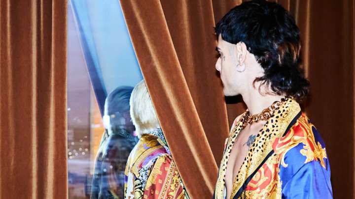 Ca7riel and Paco Amoroso Announce Album 'Top of the Hills'