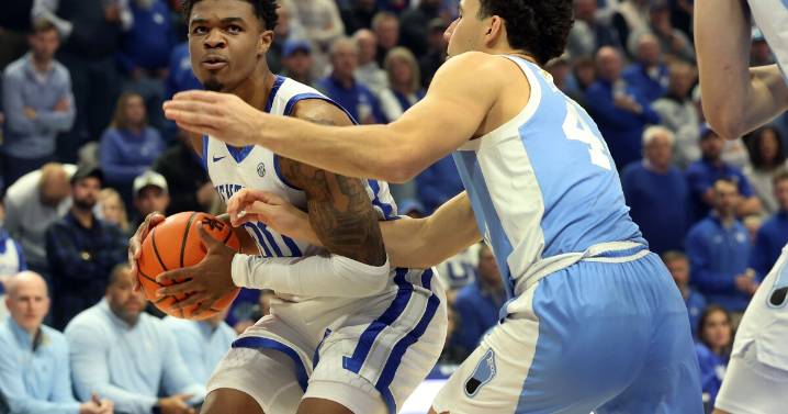 North Carolina knocks off Kentucky 67