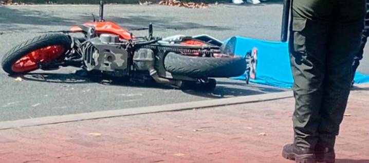 Asesinan a un joven en atraco en Bogotá: uno de los delincuentes fue abatido