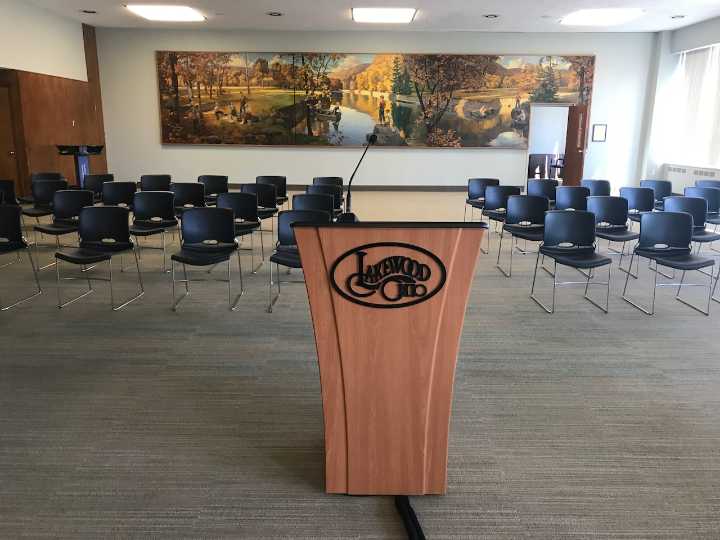 Lakewood council member announces resignation