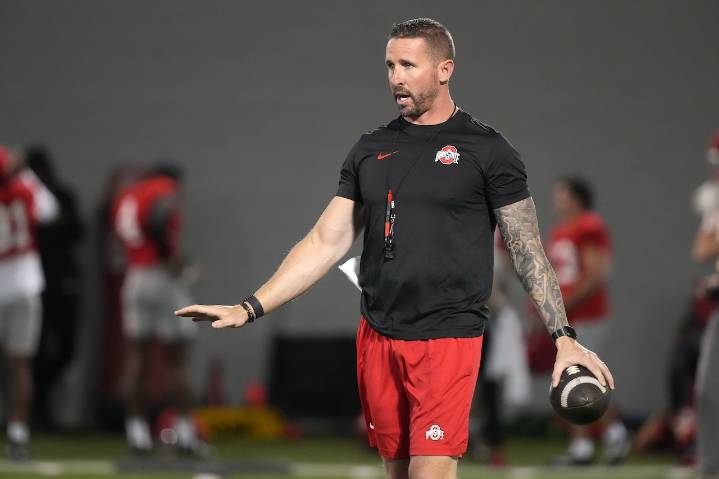How Ohio State football is handling its offense with coordinator Brian Hartline balancing two jobs
