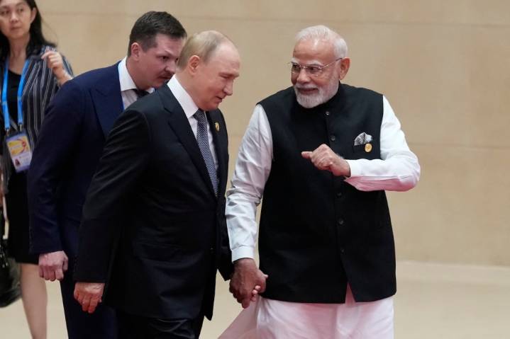Putin Heads to New Delhi