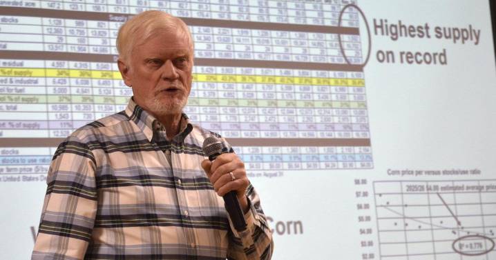 Grain Farmers Face Record Corn Supply, Uncertain Soybean Markets