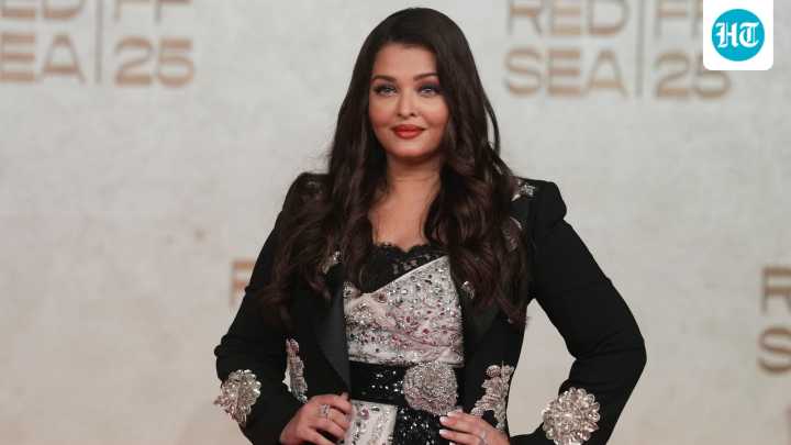 Aishwarya Rai fans love her commitment to OG Miss World pose at Red Sea festival