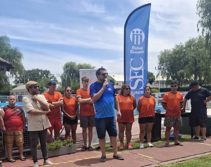 El SEC Junín inauguró la temporada de pileta 2025