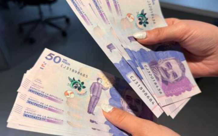 Sindicatos colombianos piden que incremento del salario mínimo sea de dos dígitos