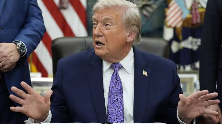 Trump says he's sealed Thailand-Cambodia ceasefire, but fighting continues