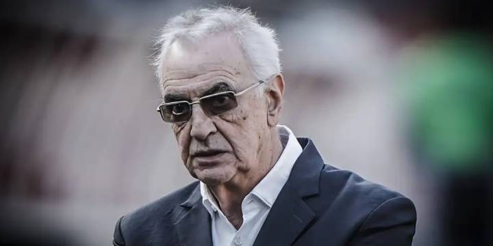 Jorge Fossati no seguirá en Universitario tras semanas de negociaciones: club tendrá que buscar nuevo DT para el 2026