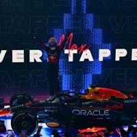F1 set for final-race showdown as Verstappen exploits McLaren blunder