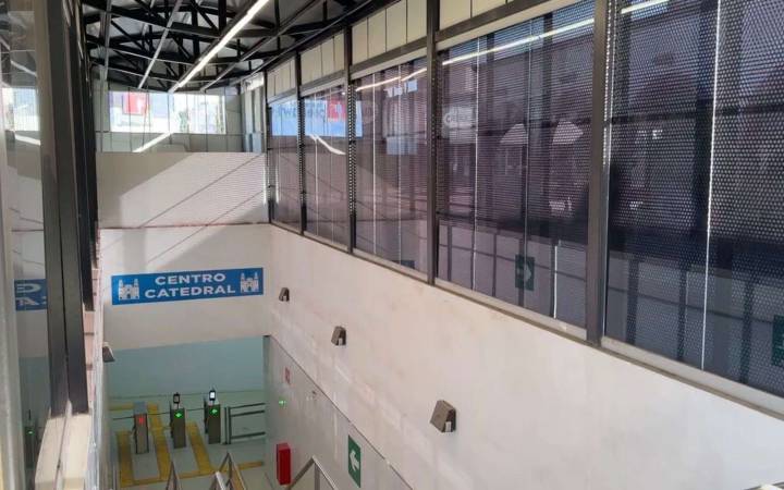 Darán servicio intermitente estaciones de JuárezBus Catedral y Ex