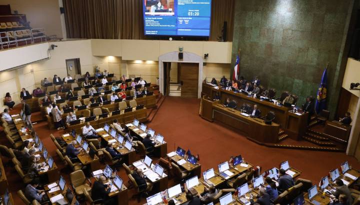 Tras escándalo por falta de quórum: Cámara vuelve a sesionar y despacha a ley el proyecto de seguridad municipal