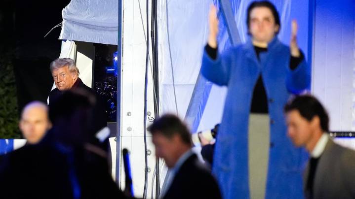 Trump administration says sign language services 'intrude' on Trump's ability to control his image