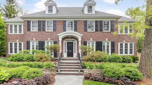 'Home Alone' house being restored to mirror Christmas movie in Winnetka, Illinois