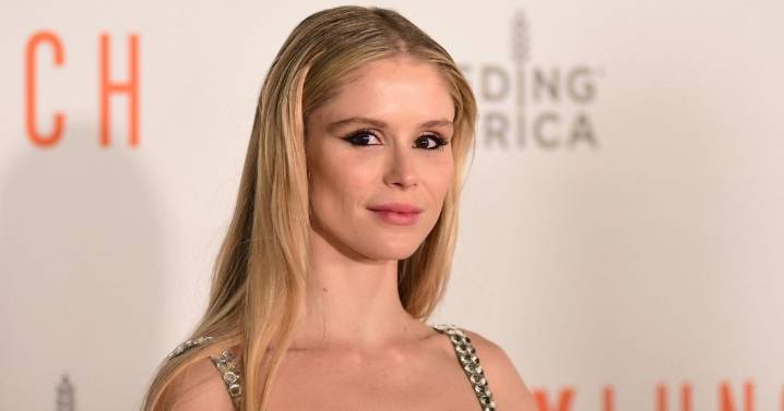 The Boys' Erin Moriarty Wows Fans in Strapless Top