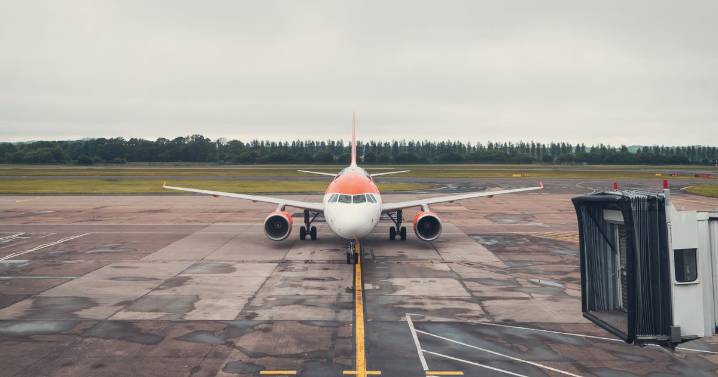 Major UK airport issues update after flights suspended as IT issue hits air traffic control