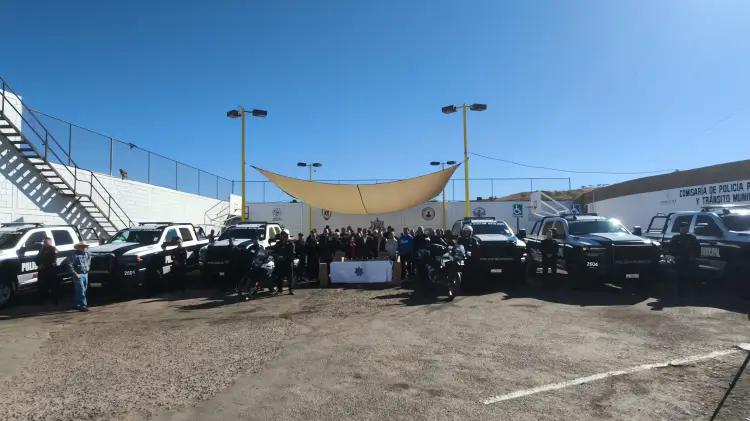 Refuerzan seguridad en Nogales con entrega de cuatro patrullas
