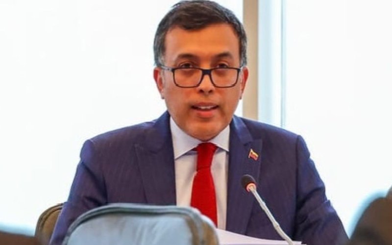 Gobierno de Maduro alerta ante CPI de “riesgo” del “despliegue militar estadounidense” en el Caribe