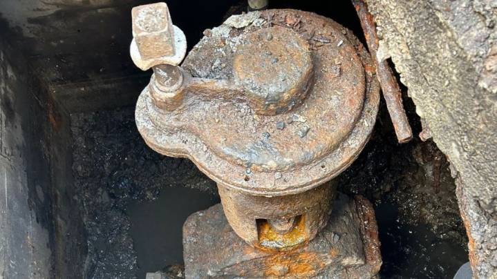 Officials working on two water main breaks in northern Utah