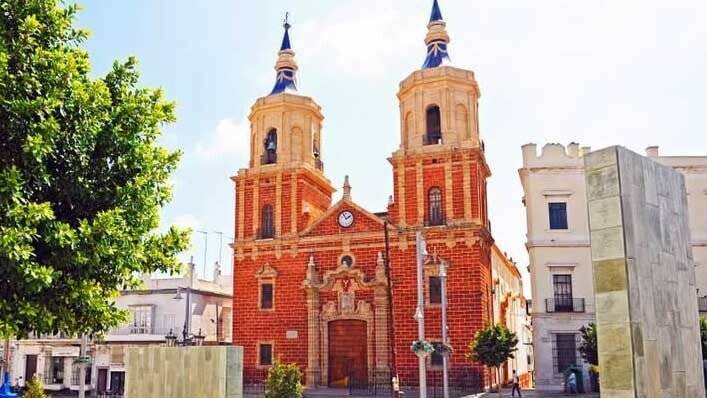 La restauración del portón de la Iglesia Mayor recibe el visto bueno de Patrimonio