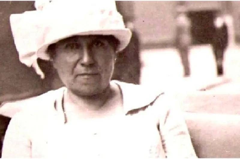 Julieta Lanteri: Una mujer pionera