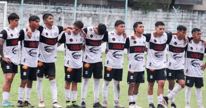 Comienzan a jugarse las semis del " Conde"