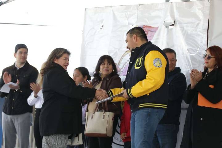 Rehabilitan ocho escuelas de educación básica