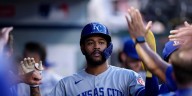 Royals and All-Star 3B Maikel Garcia agree to 5-year, $57.5M contract, AP source says