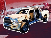 Crimen organizado se queda sin dos de sus autos con blindaje artesanal