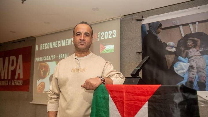 Refaat Alathamna, médico palestino premiado en A Coruña: «Israel comete crímenes contra un pueblo desarmado»
