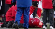 Mahomes tears ACL as Chargers eliminate Chiefs from playoff contention with 16