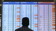 Post-Thanksgiving flight delays could continue into beginning of week