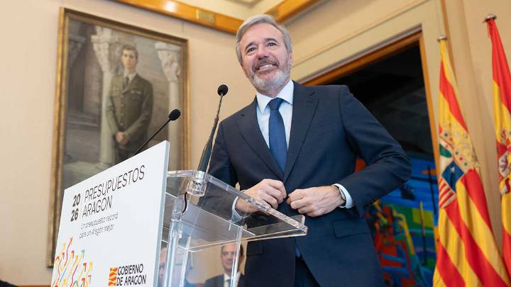 Azcón ve “evidente” que el PSOE "encubre" casos de acoso por el caso Paco Salazar