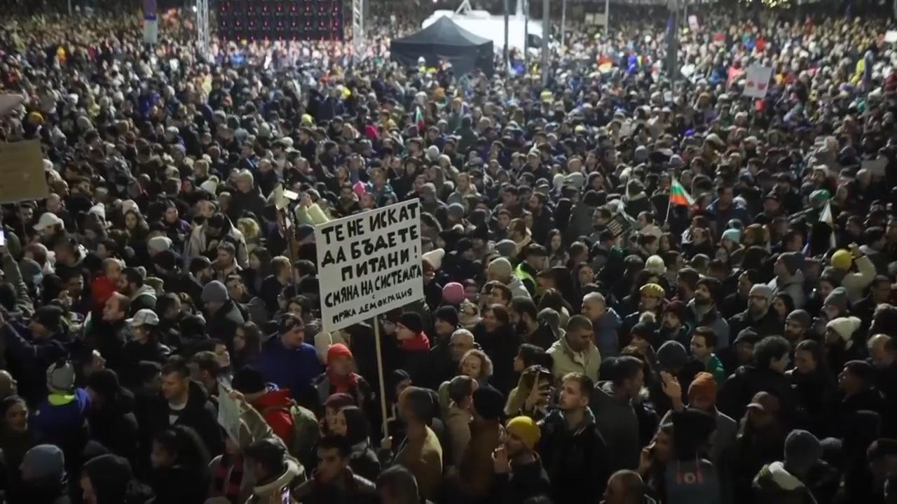 Tens of thousands join anti-government protests across Bulgaria