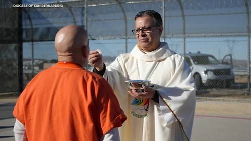 Catholic bishops celebrate mass with more than 300 detainees at ICE detention center in Adelanto