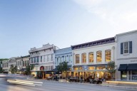 Georgetown officials consider sidewalk cafes, street business ...