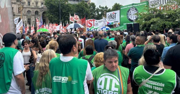 Libertad Avanza (LLA) busca debatir la reforma laboral en el Senado desde esta semana