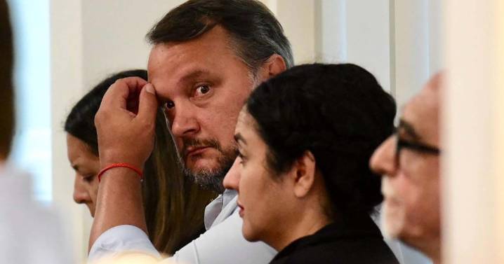 Estafa con planes sociales: el fallo afirmó que el financiamiento «ilegal» al MPN dañó el sistema democrático