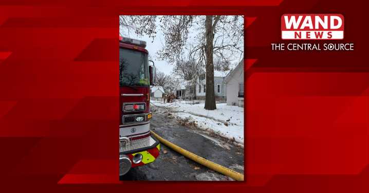 Multiple people rescued from apartment fire in Springfield