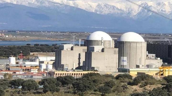 El Consejo de Seguridad Nuclear solo estudiará la ampliación de la central de Almaraz y aparca de momento el expediente de cierre
