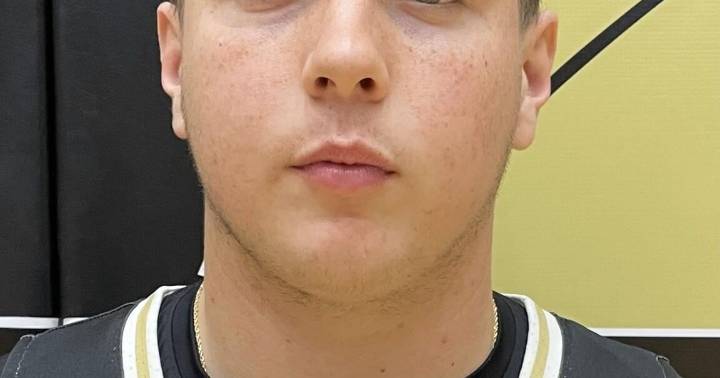 WHS turns long drive into PAC win