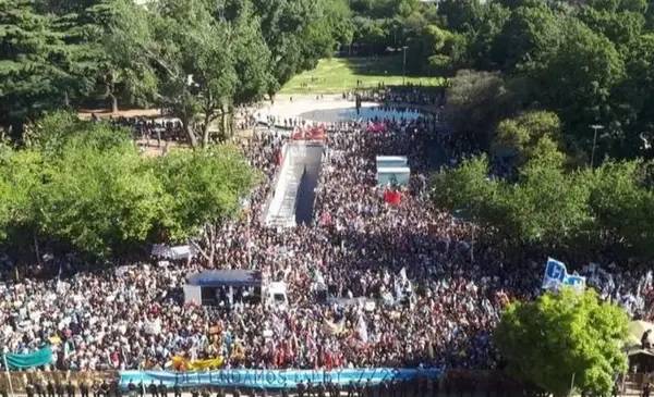 Rechazo a la megaminería: ambientalistas llevarán la nueva ley de Mendoza a la Corte